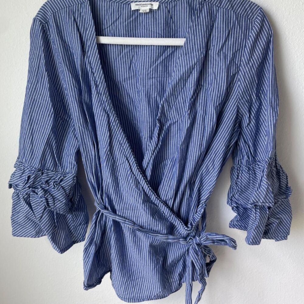 Unbranded Women's Blue and White Blouse